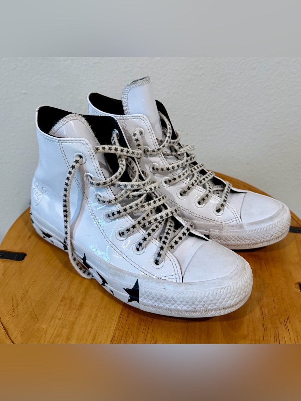 Miley Cyrus x Converse Chuck Taylor All Star High Stars size 6 women